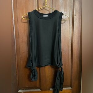cinq a sept women's extra small thin sleeveless black top
